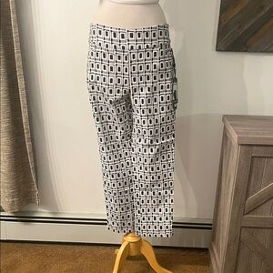 CHARLIE B Black and White Patterned Straight Leg Pants